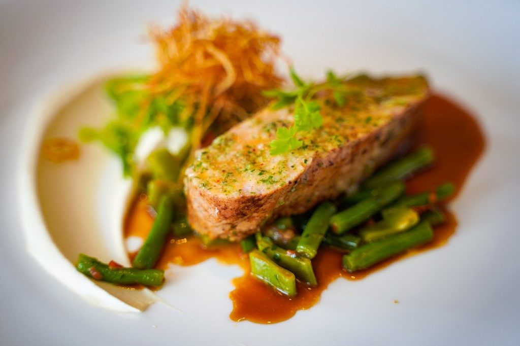 calf, veal, beans-4198760.jpg
