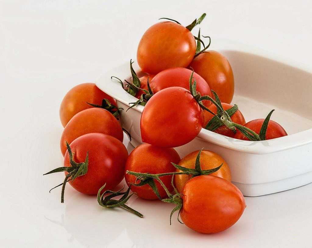 tomato, red, fresh-435867.jpg