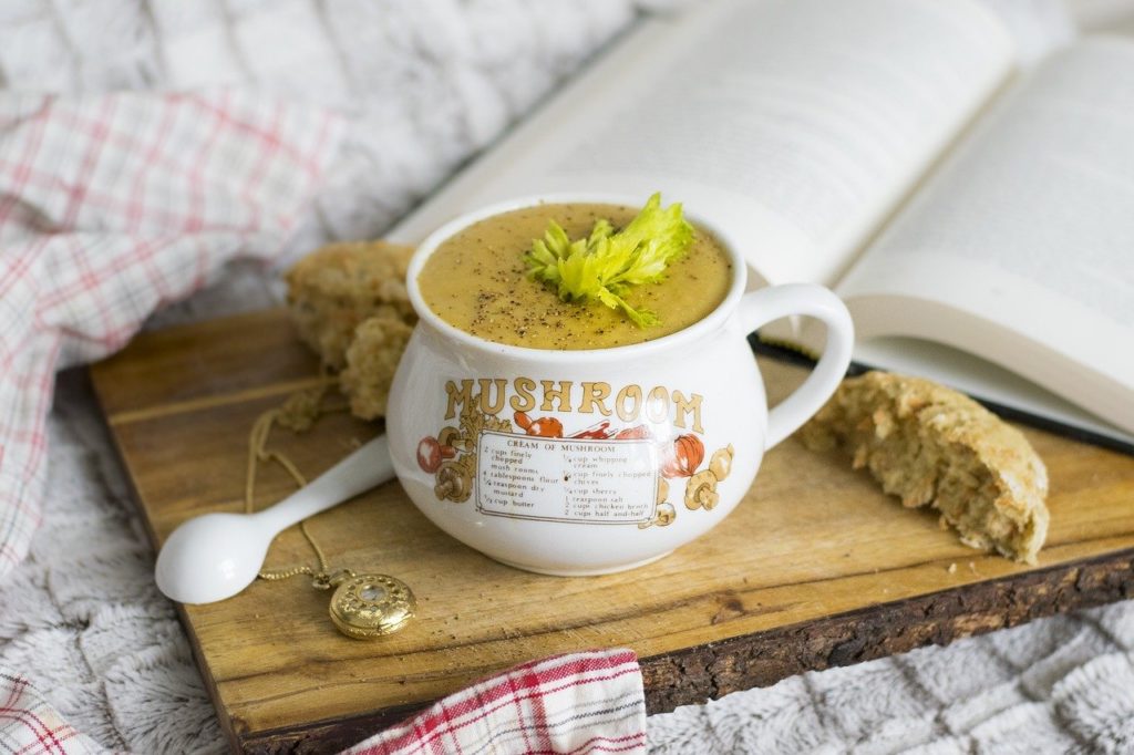 vegetable, soup, rustic-2273397.jpg