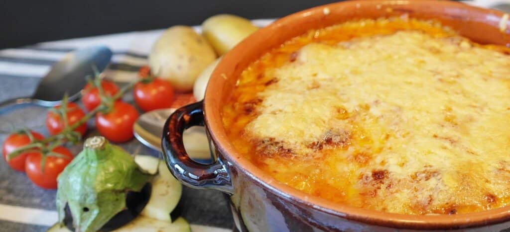 potato casserole, potatoes, cheese-2848605.jpg