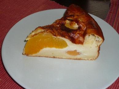 CLAFOUTIS AUX ABRICOTS ET A LA VANILLE